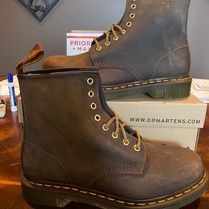 Dr Martens 1460 Aztec boots sz 11  NEW & perfect